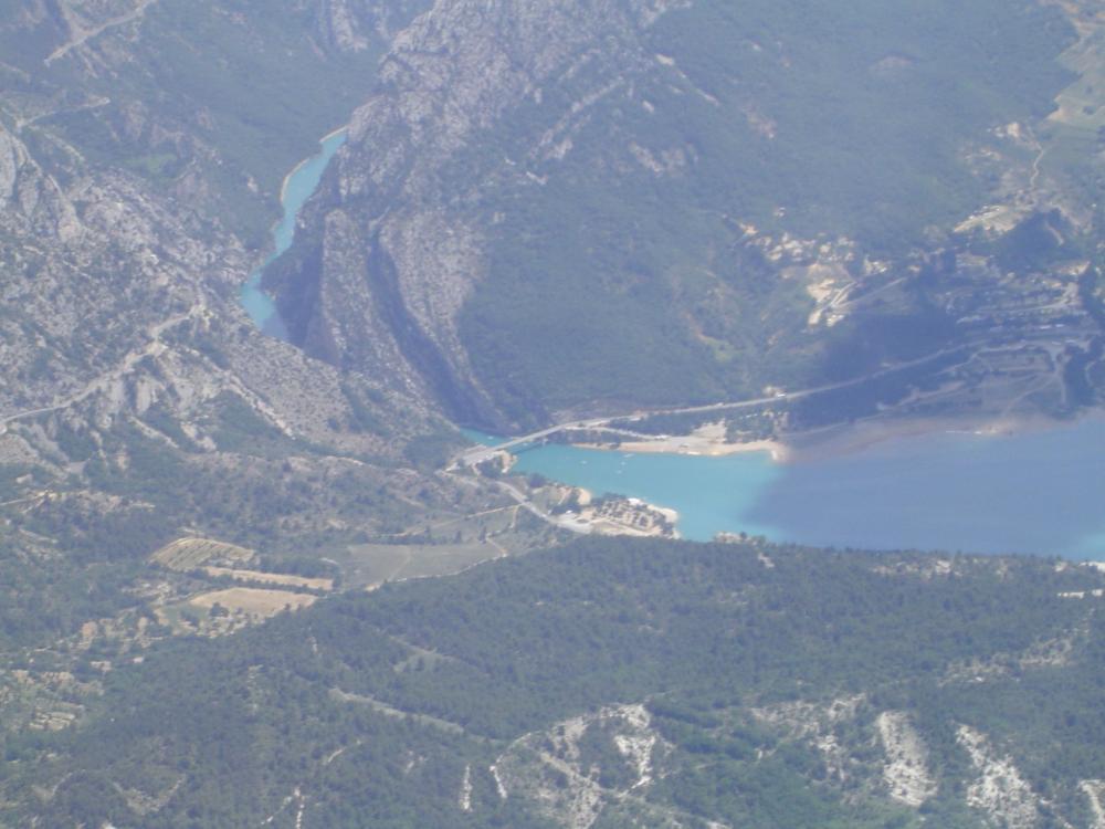 Im Süden an der Verdon Schlucht gelegen der Lac de St. Croix...
<br />
Immer wieder ein besonderer Eindruck über den See hinweg zu gleiten